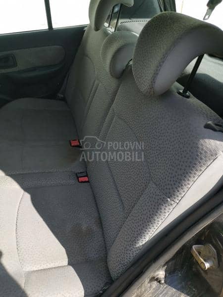 Renault Clio 2005. god. -  kompletan auto u delovima