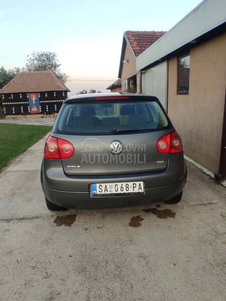 Volkswagen Golf 5 1.9tdi
