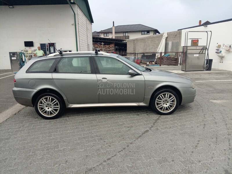 Alfa Romeo 156 Crosswagon 