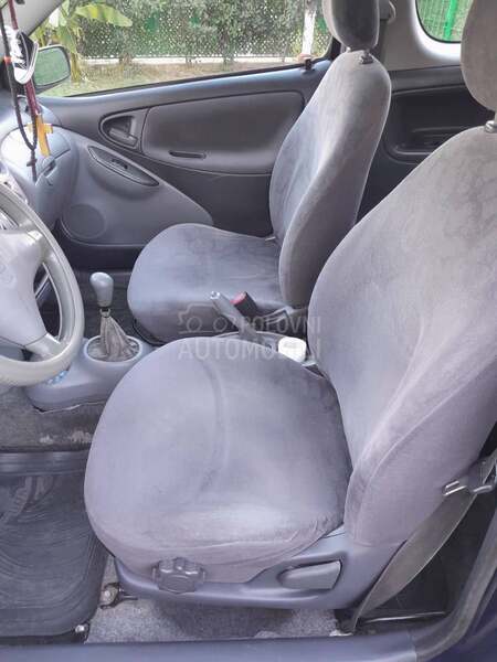Toyota Yaris 1.0vvti