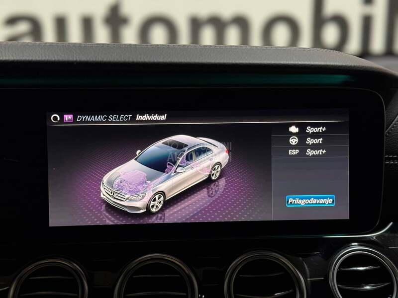 Mercedes Benz E 220 D/AMG/4M/PANO/20