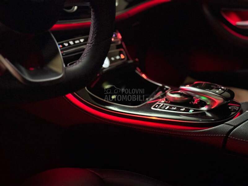 Mercedes Benz E 220 D/AMG/4M/PANO/20