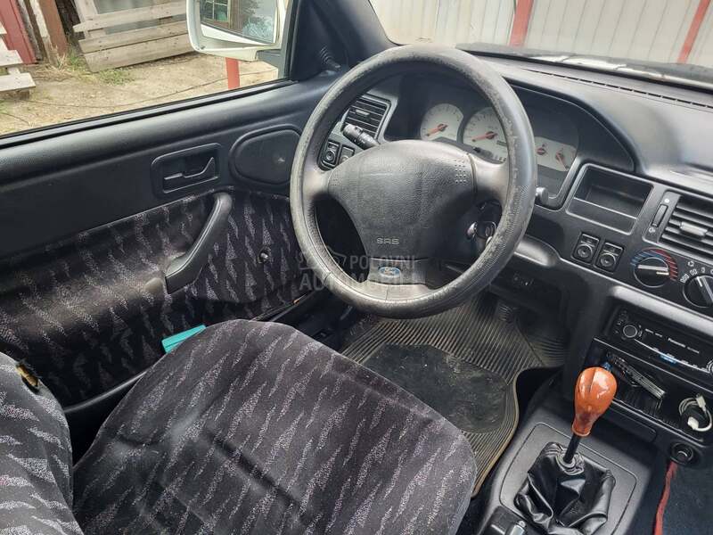 Ford Escort 1.6 16v