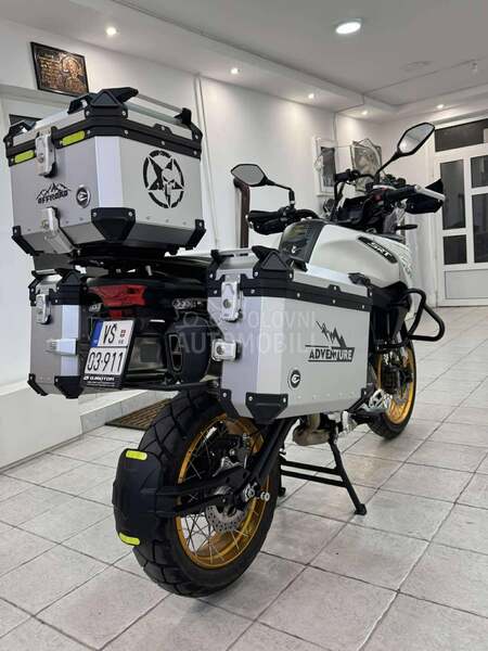 QJMOTOR SRT 550 X za me na