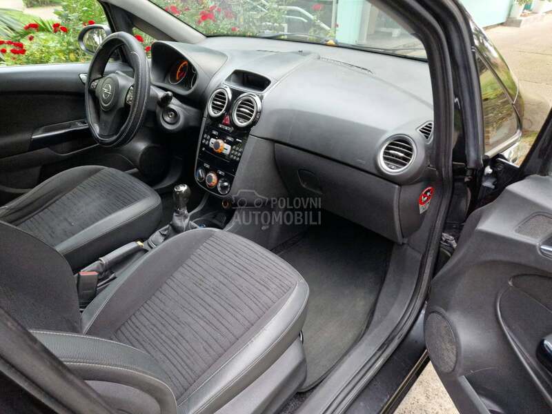 Opel Corsa D 1.3 mjet restajling