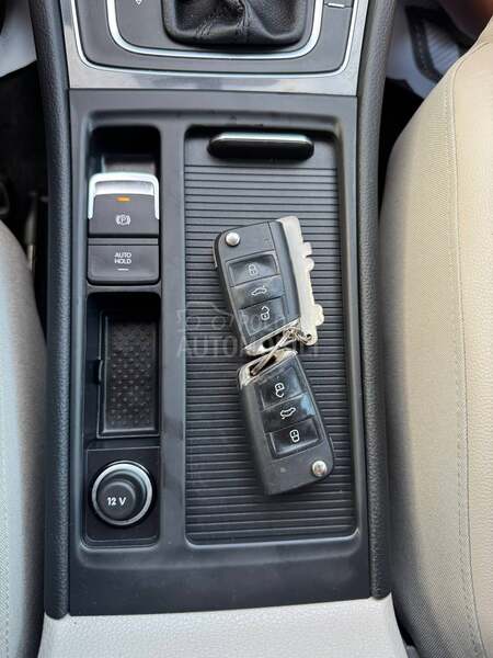 Volkswagen Golf 7 E-Golf