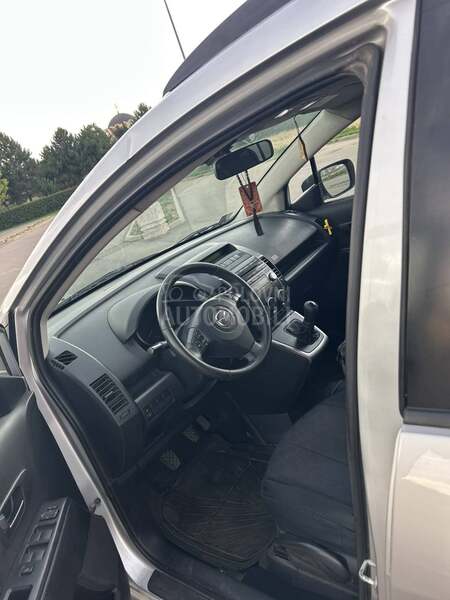 Mazda 5 