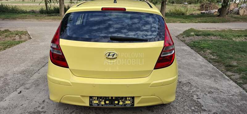 Hyundai i30 1.4 i