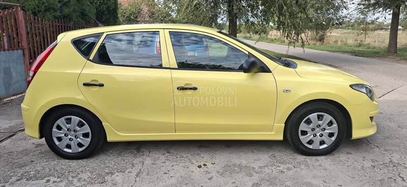Hyundai i30 1.4 i