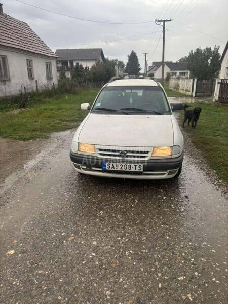 Opel Astra F 1.6