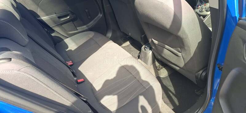 Chevrolet Aveo 1.4 i