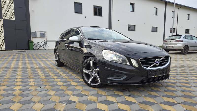 Volvo V60 2.4 D5 R design