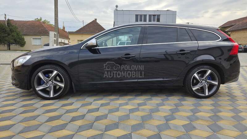 Volvo V60 2.4 D5 R design