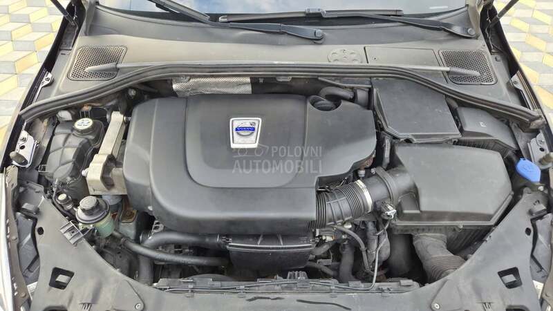 Volvo V60 2.4 D5 R design