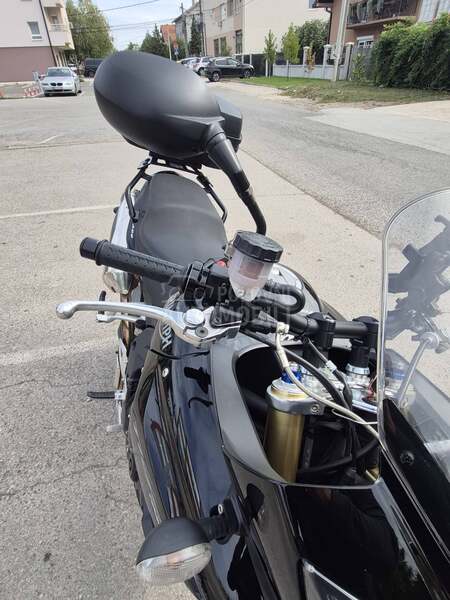 Triumph Tiger 1050