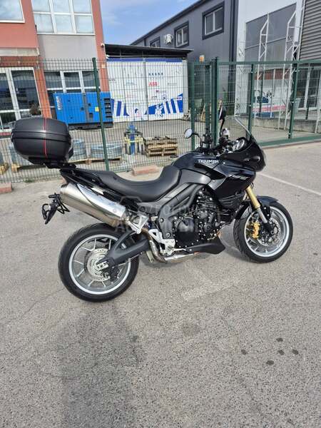 Triumph Tiger 1050