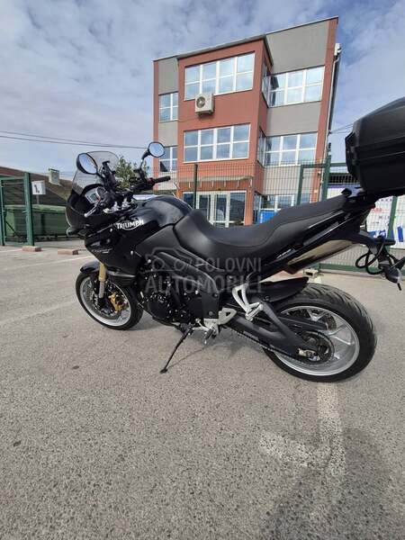 Triumph Tiger 1050