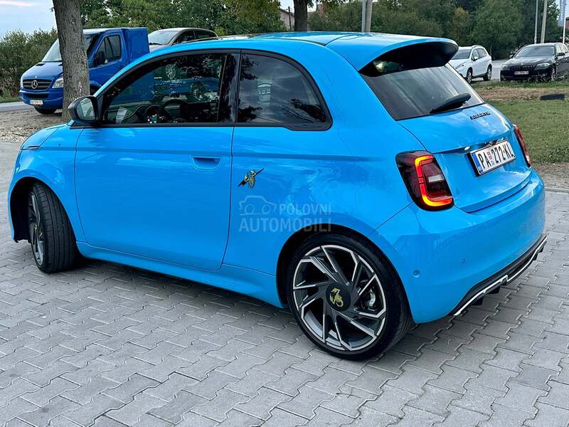 Fiat 500e ABARTH