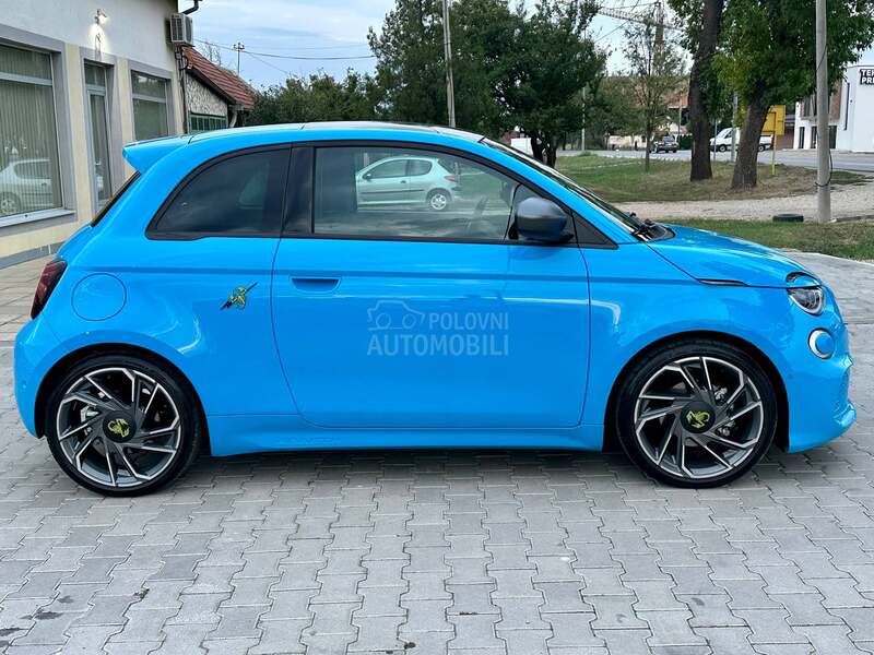 Fiat 500e ABARTH