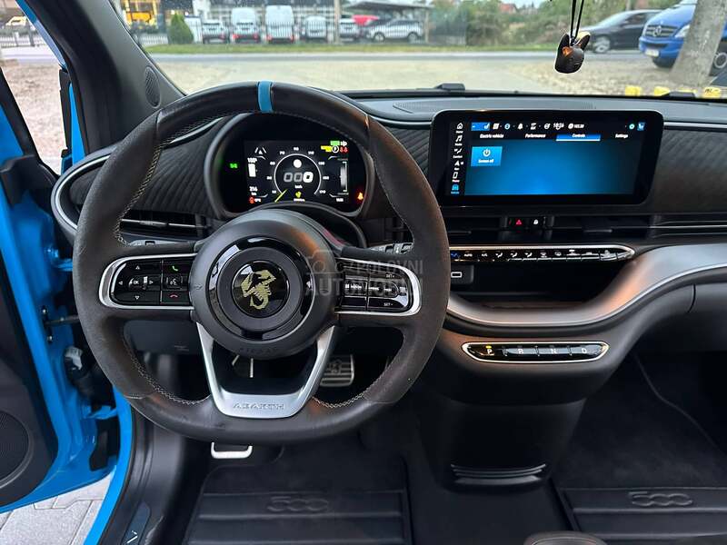 Fiat 500e ABARTH