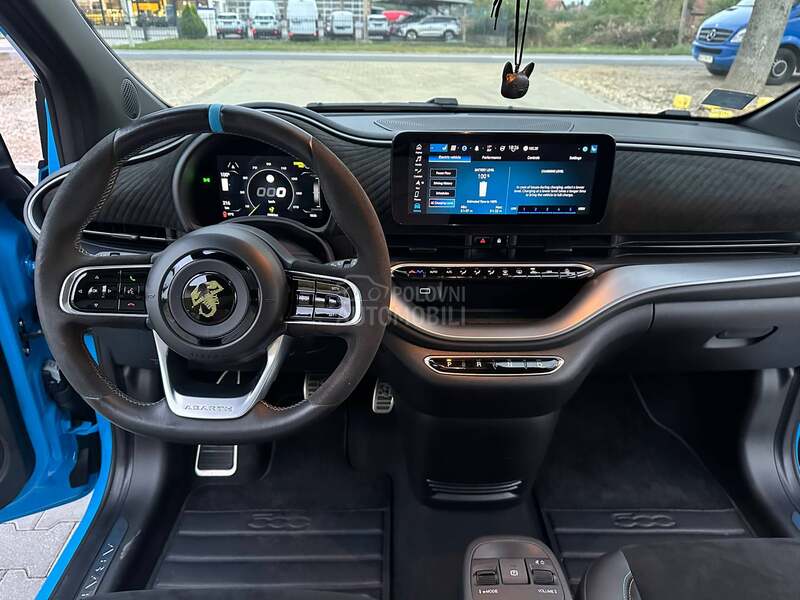 Fiat 500e ABARTH