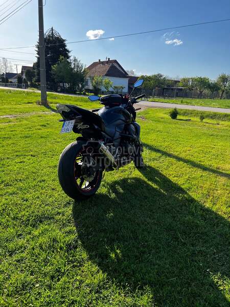 Kawasaki Z750 ABS