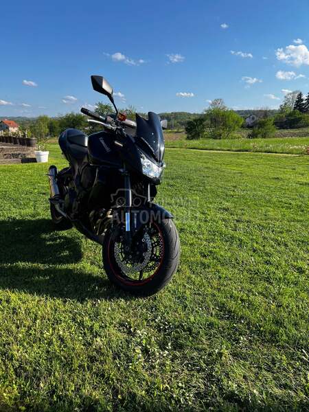 Kawasaki Z750 ABS