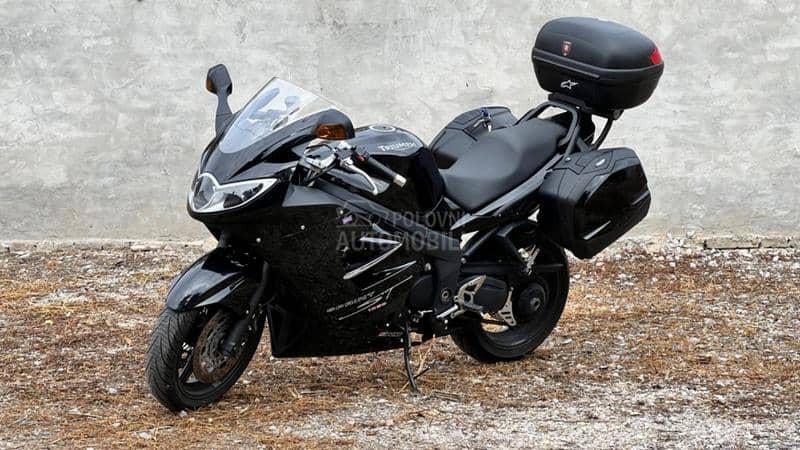 Triumph ST 1050