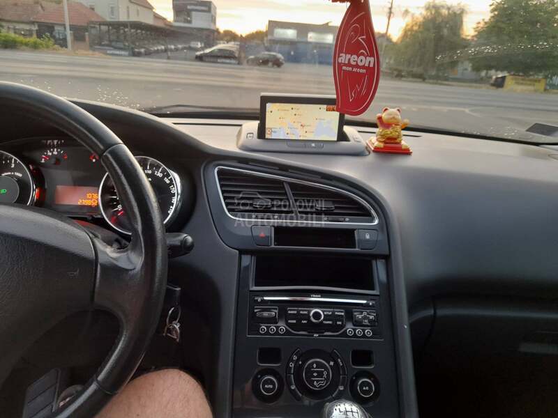 Peugeot 5008 1.6hdi