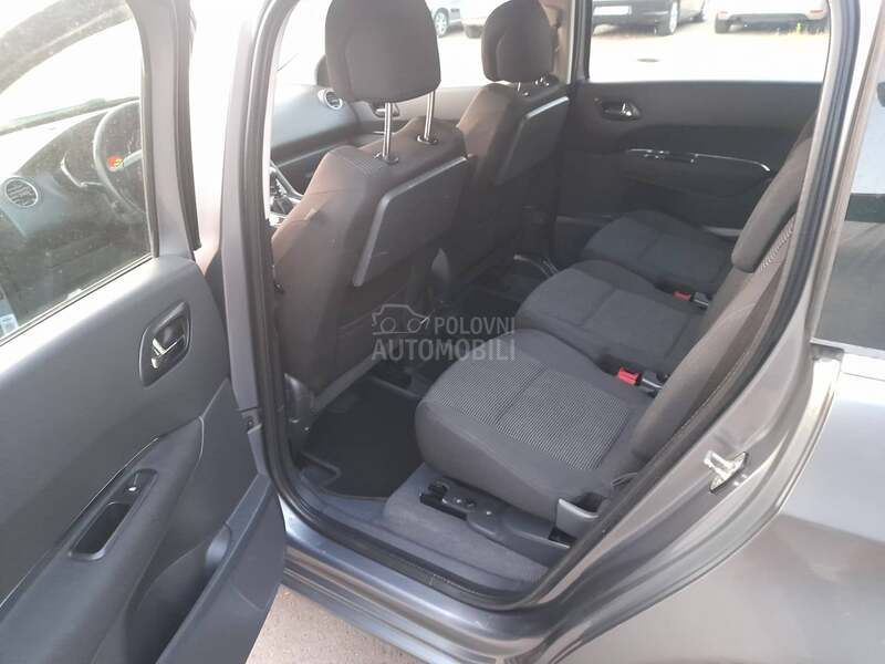 Peugeot 5008 1.6hdi