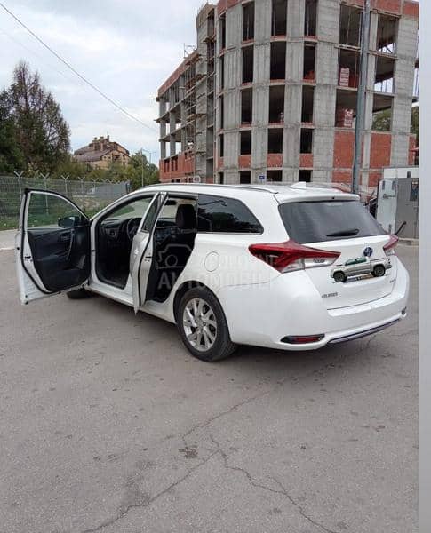 Toyota Auris 