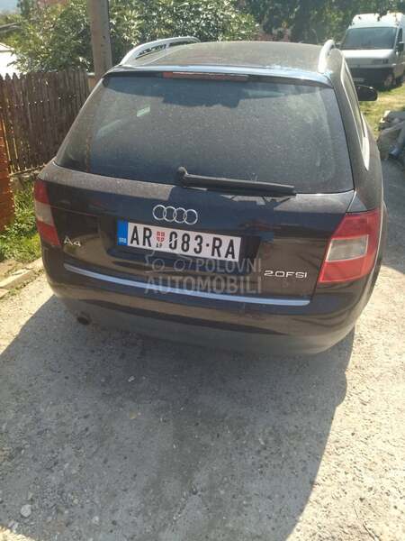Audi A4 2,0 FSI