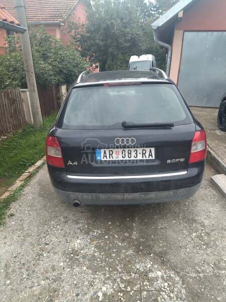 Audi A4 2,0 FSI