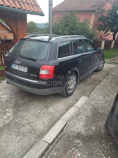 Audi A4 2,0 FSI