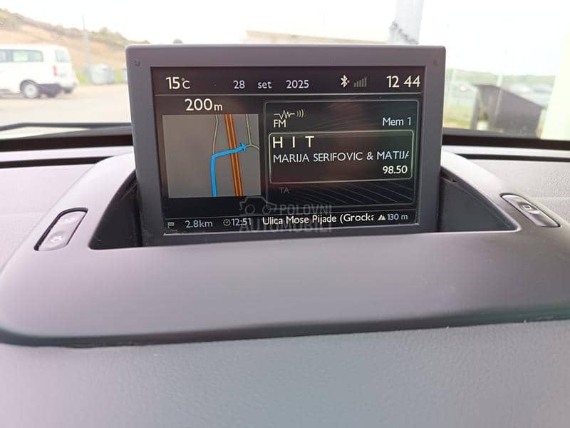 Peugeot 3008 1.6HDi LED/NAV/