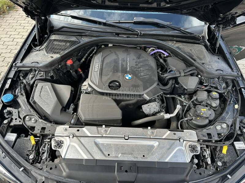 BMW 318 D