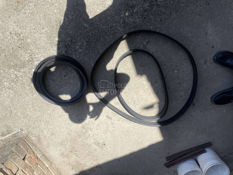 Delovi i kaisevi za Clas Dominator 98