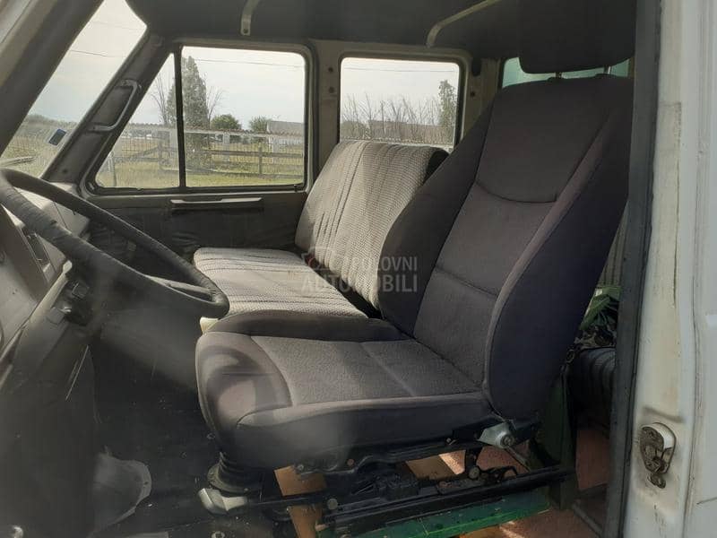 Zastava-iveco 40 8 H B kategorija