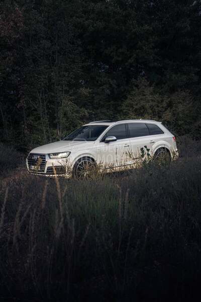 Audi SQ7 
