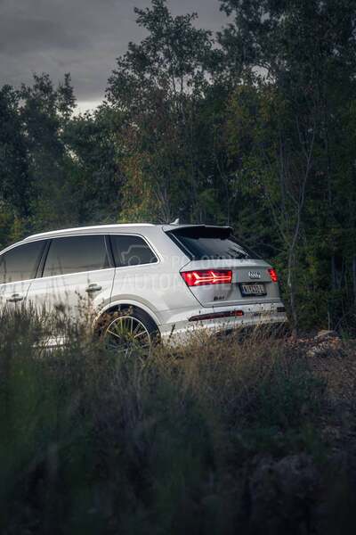 Audi SQ7 