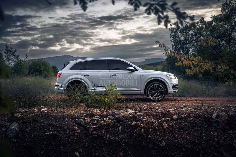 Audi SQ7 