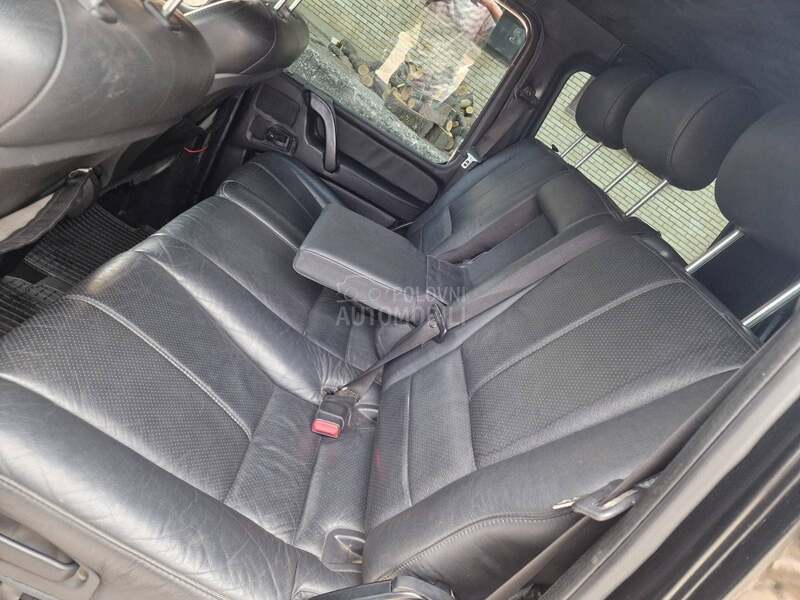 Mercedes Benz G 320 