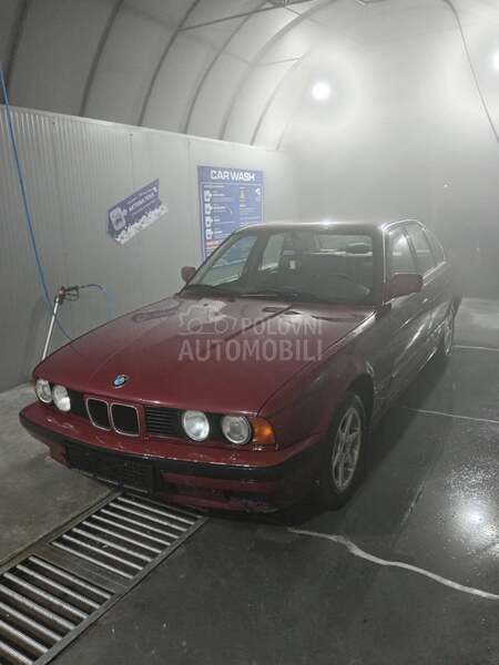 BMW 524 e34