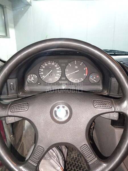 BMW 524 e34