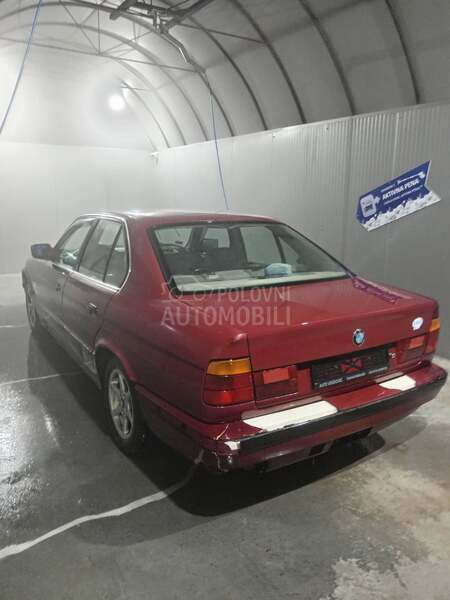 BMW 524 e34