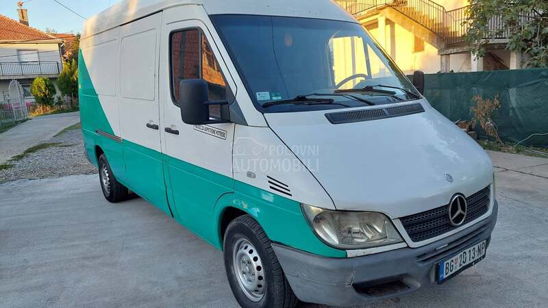 Mercedes Benz Sprinter 313