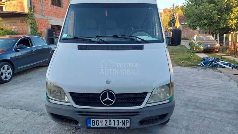 Mercedes Benz Sprinter 313