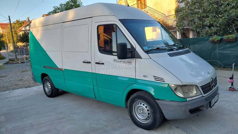 Mercedes Benz Sprinter 313