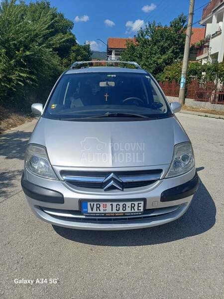 Citroen C8 