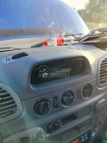 Mercedes Benz Sprinter 413